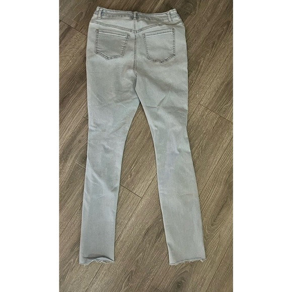 Colombia Refuge Denim Jeans Ultra High Curvy Jr Size 11 Lightwash Distressed - Picture 16 of 16